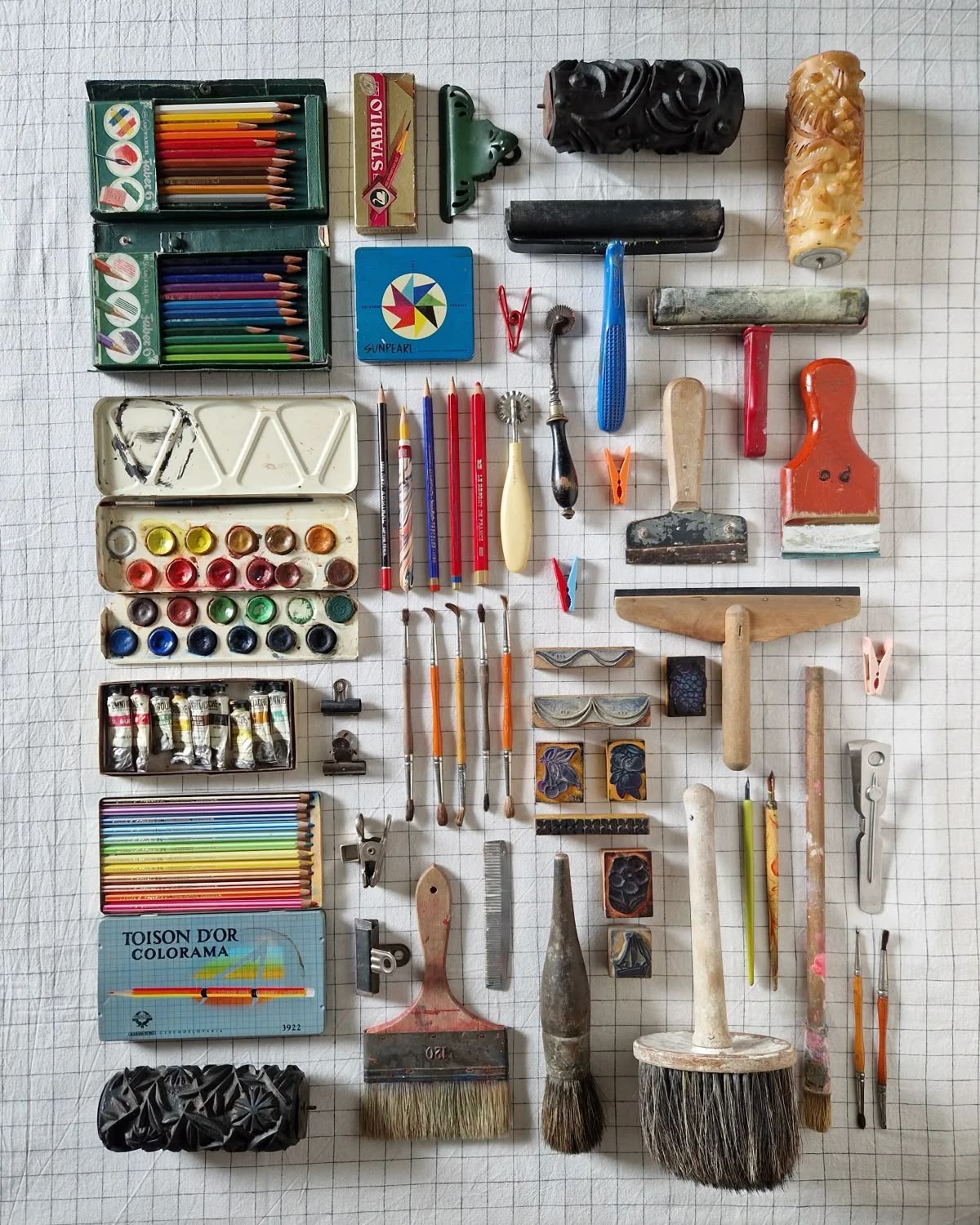 Gesture drawing supplies